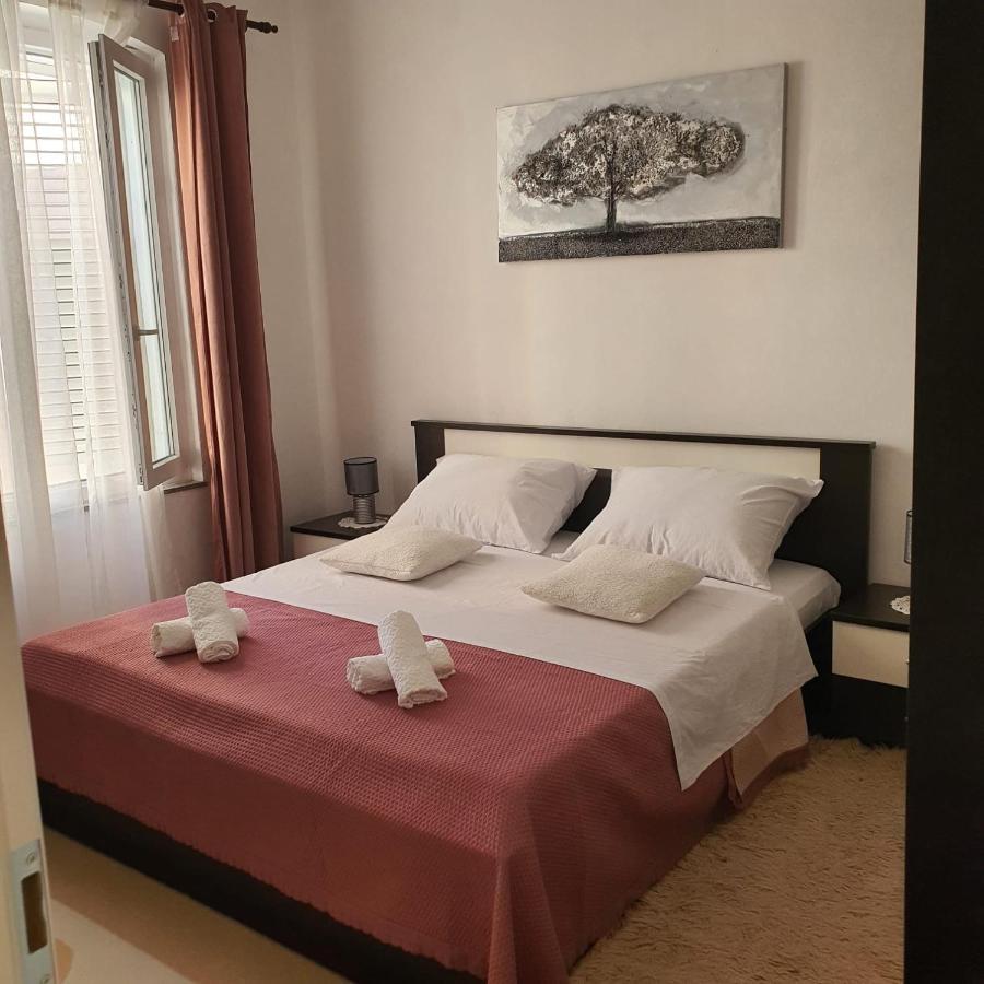 Ferienwohnung Gita In The Center Of Zadar Exterior foto